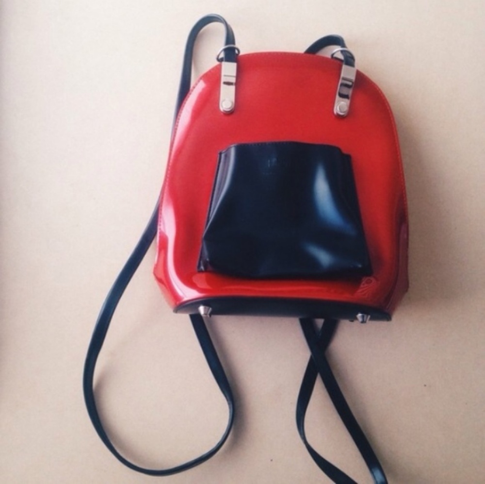 🐋SALE🐋 Beijo Patent Leather Red and Black Bag